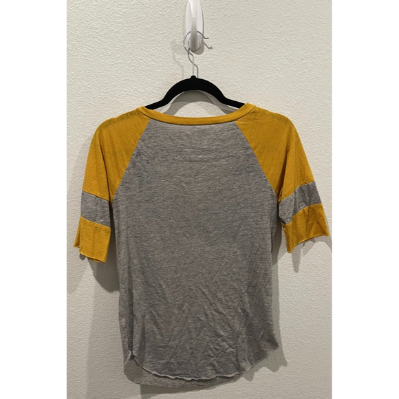 DISNEY Hakuna Matata Grey Yellow Top - Picture 3 of 3